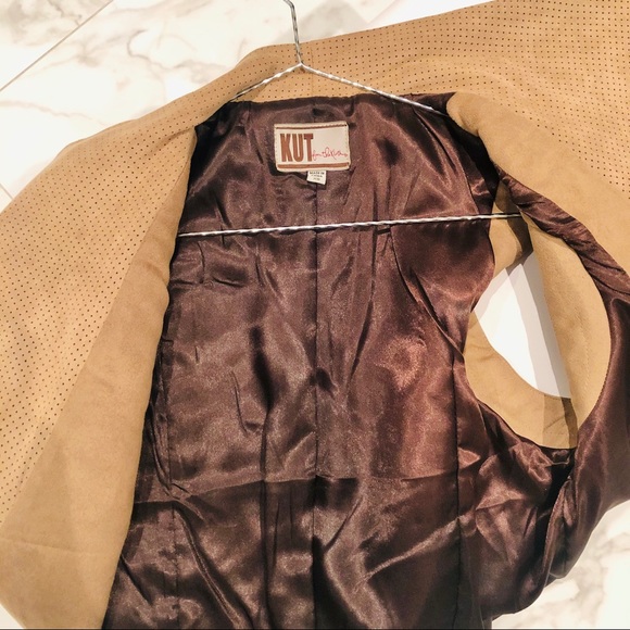 Kut from the Kloth xSmall faux Suede draping Vest - Picture 6 of 7